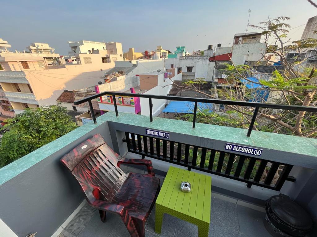 Chez Prabha Homestay Puducherry Buitenkant foto