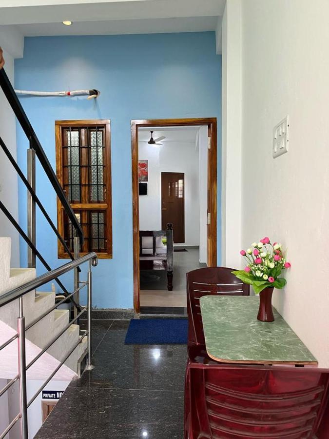 Chez Prabha Homestay Puducherry Buitenkant foto