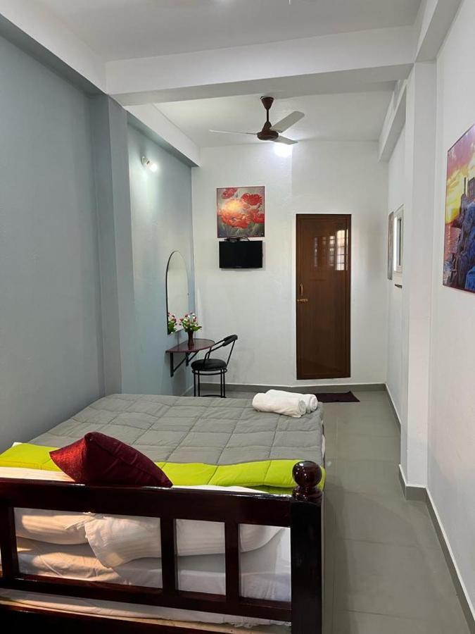 Chez Prabha Homestay Puducherry Buitenkant foto